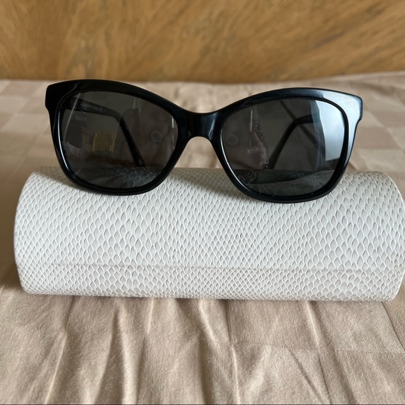 Saks fifth avenue 83/S 0807 sunglasses with stones encrusted in both sides - Picture 2 of 14